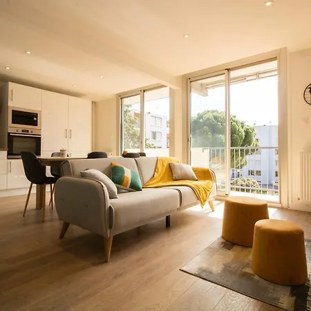 005- 6 Chambres, Tramway, Parking,clim * Montpellier